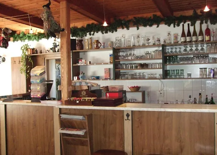 Kardinal 招待所 Velke Uherce