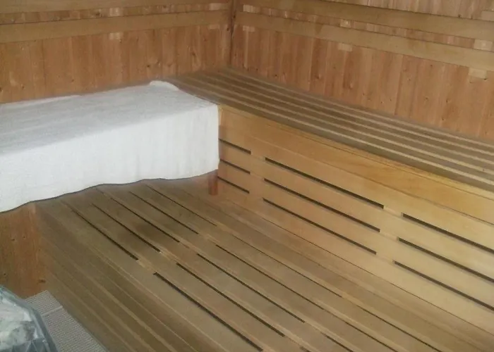 Kardinal 招待所 Velke Uherce