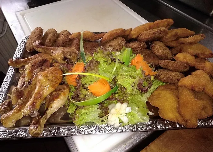 Kardinal 招待所 Velke Uherce